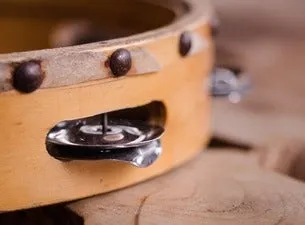 LES HURLEMENTS D'LEO - LES HURLEMENTS D'LÉO   Guest